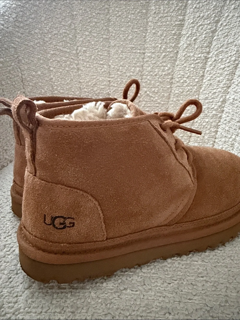 UGG Neumel Men’s Size 7 Chestnut Suede Shearling Lined Chukka Boots 1094239